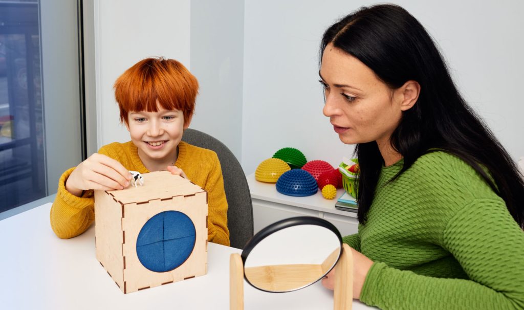Speech therapy game for male child patient.